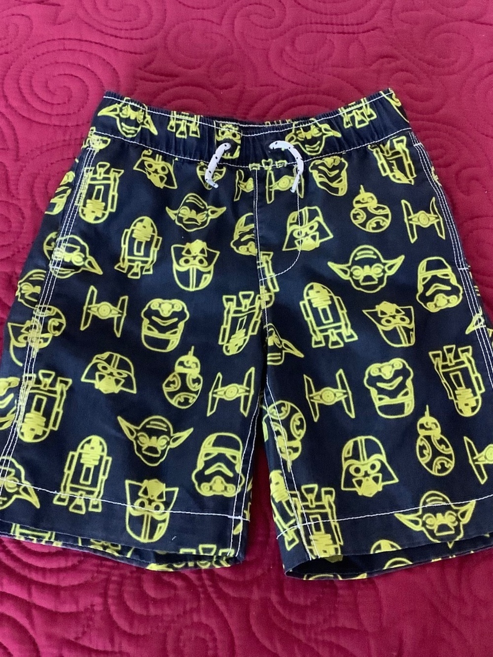GAP Star Wars Boys Swim Trunks Black and Yellow/ Neon Print  Size Small